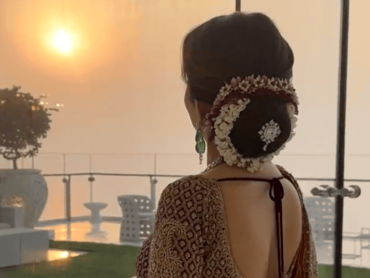 एंटीलिया से सूर्यास्त का दृश्य।