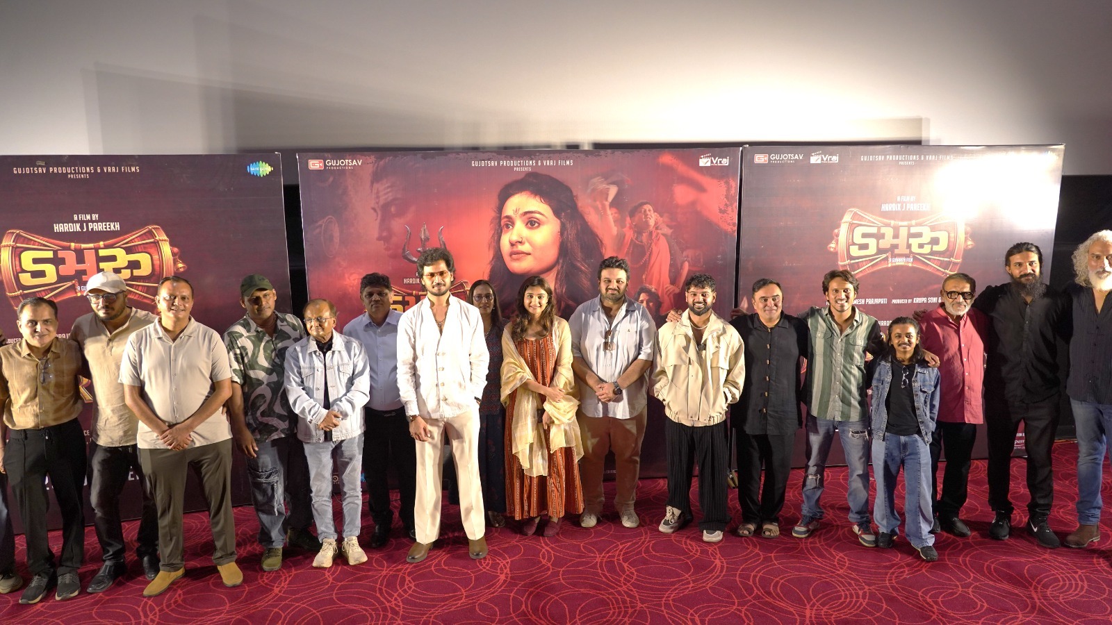 સોન્ગના લોન્ચ ઇવેન્ટમાં મેકર્સ અને સ્ટારકાસ્ટ ઉપસ્થિત રહી.
