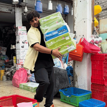 Drinking water, rations, gas cylinders, utensils, and other essential items were distributed to the victims.