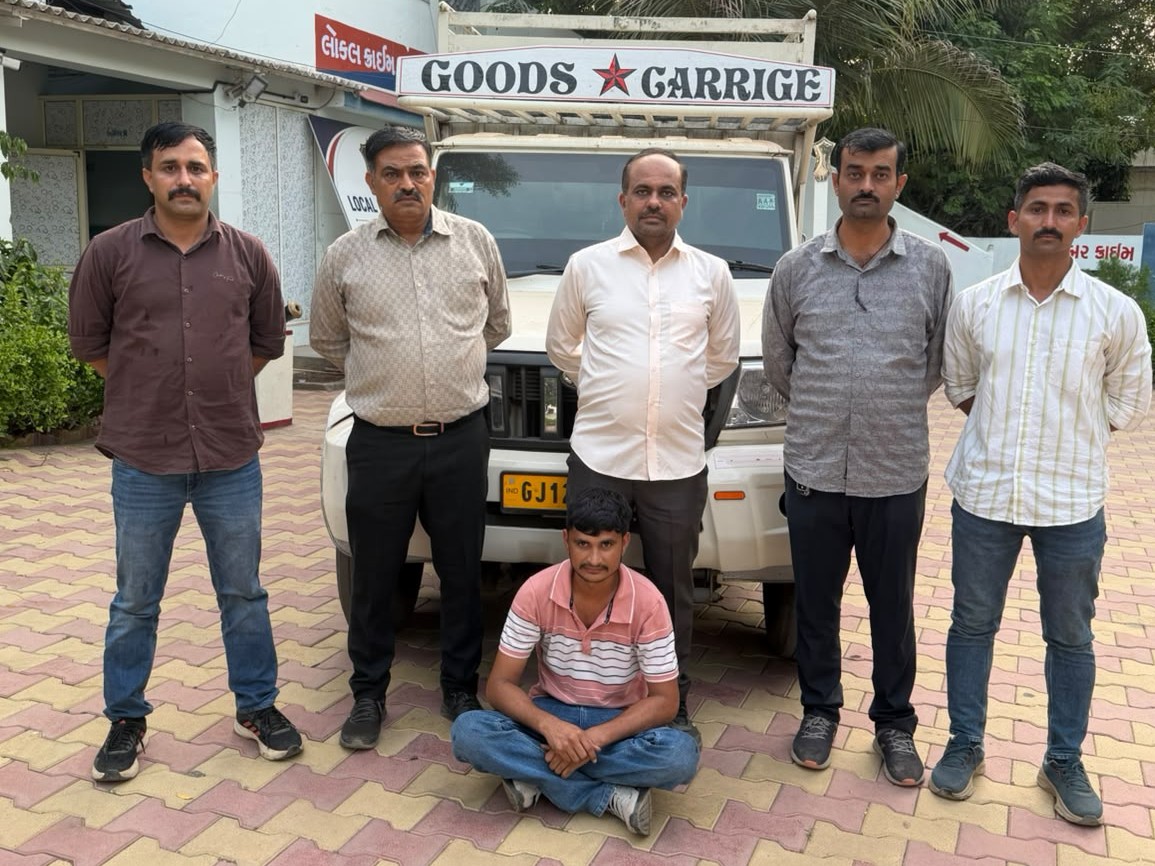 Bhuj LCB Seize Copper Wire Worth Lakhs; Pickup Truck Confiscated