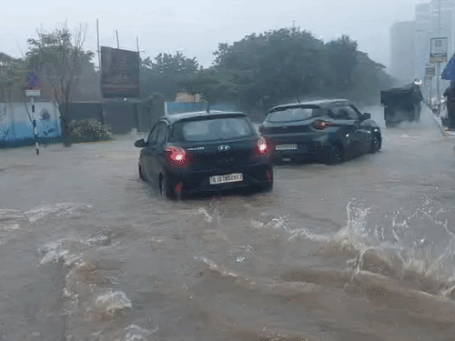 Ahmedabad Monsoon Flooding; Bopal Ambli SBR Roads Submerged | Rain News