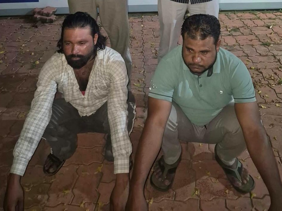 Anand LCB Seizes Foreign Liquor Worth Lakhs From Container Truck
