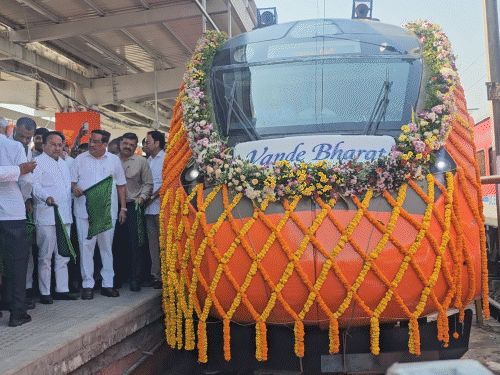 Surat Gets Its First Vande Bharat