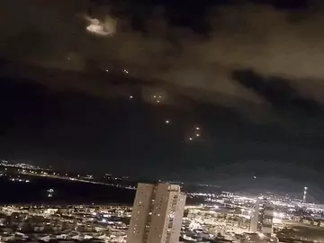unnamed-21749841124_1749843522.gif