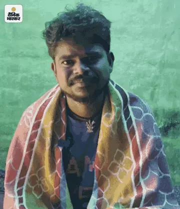 रमेश कहते हैं कि हमने शादी कर ली तो पत्नी के घरवाले मुझे धमकी देने लगे, मुझसे पैसे मांगने लगे। - Dainik Bhaskar