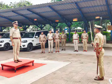 बिहार में सुरक्षा का कड़ा पहरा: आईजी विकास वैभव ने परखी कानून व्यवस्था, सीमावर्ती इलाकों में विशेष चौकसी