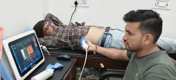 बदलते मौसम का खतरनाक असर: एक ही स्वास्थ्य शिविर में पहुंचे बड़ी संख्या में मरीज, हैरान करने वाली रिपोर्ट आई सामने