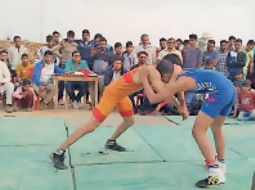 कुश्ती सेमीफाइनल में रितेश ने धमारी के ललित मोहन को हराया