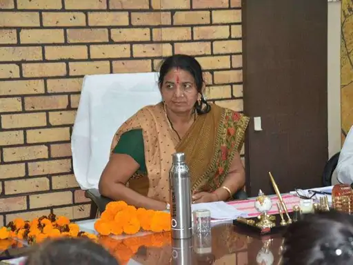 बीना गुप्ता को मिली जमानत: नगर परिषद की पूर्व सभापति और उनके बेटे को ACB ने 80 हजार रुपए घूस के साथ किया था गिरफ्तार