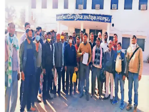 पैसे लेकर भागी वेल्टेक एस्टेट इंडिया कंपनी का मामला चिटफंड कंपनी के कर्ताधर्ताओं को एक साल में भी नहीं पकड़ सकी पुलिस टीम,निवेशकों ने किया विरोध प्रदर्शन