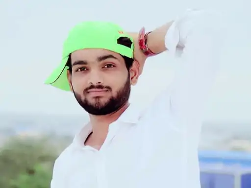 लापता युवक का बावड़ी में शव मिला:एक घंटे रेस्क्यू कर बाहर निकाला, कारणों का खुलासा नहीं, पुलिस जांच में जुटी