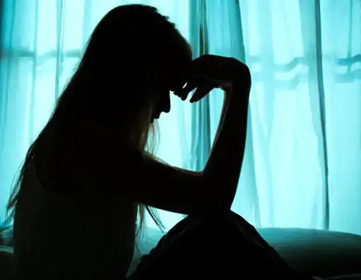 जयपुर में बच्चों के सामने महिला से रेप का प्रयास पति से झगड़ा होने पर जा रही थी पीहर, पति का दोस्त बातचीत के बहाने ले गया होटल