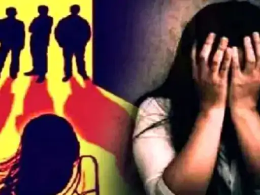 हथियार दिखाकर युवती से गैंगरेप सूने मकान में ले जाकर की वारदात, अश्लील वीडियो फोटो सोशल मीडिया पर शेयर किए