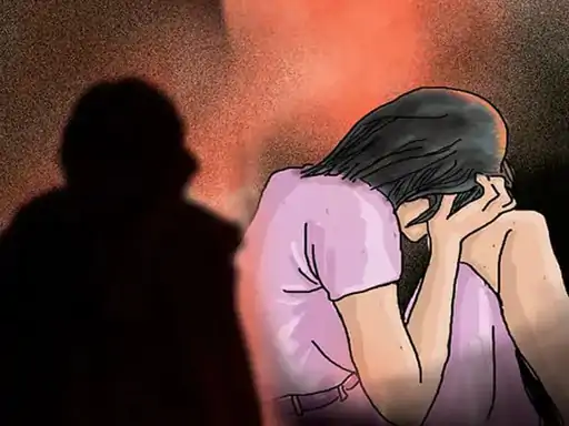 कम्पाउंडर ने साथी ANM से किया रेप, बेटी को जन्म दिया फिर भी नहीं की शादी, अब मामला दर्ज