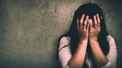 फिल्मों में काम करने घर से भागी नाबालिग मुंबई से एक महिला फोन कर काम दिलाने का देती थी झांसा