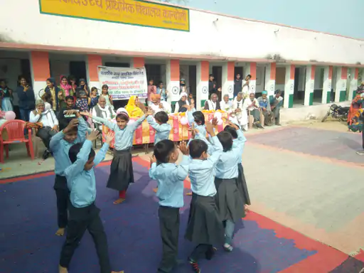 राजगढ़ के राजकीय स्कूल कांदोली में वार्षिकोत्सव:बच्चों ने दी सांस्कृतिक कार्यक्रम की प्रस्तुति, भामाशाहों ने की घोषणा