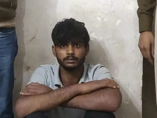 पुलिस को घेरकर बदमाश को छुड़ाने का प्रयास:रिश्तेदारों ने रास्ते में की धक्का-मुक्की, मौका पाकर आरोपी भागा पर दबोचा गया