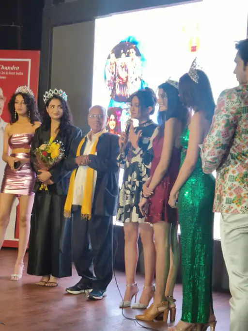 जयपुर कॉटयोर शो के 11वें एडिशन की ग्लेमरस लॉन्चिंग:6 सेलिब्रिटीज, 16 डिजाइनर्स के साथ दिखेगा फैशन का जलवा, इवेंट के पोस्टर का विमोचन