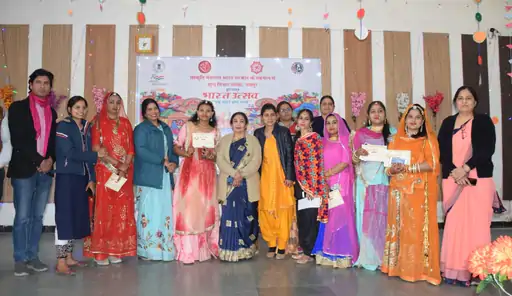 भारत उत्सव दिखी एक भारत श्रेष्ठ भारत की झलक:राजस्थान के कलाकारों ने देशभर के लोक नृत्यों की दी प्रस्तुति