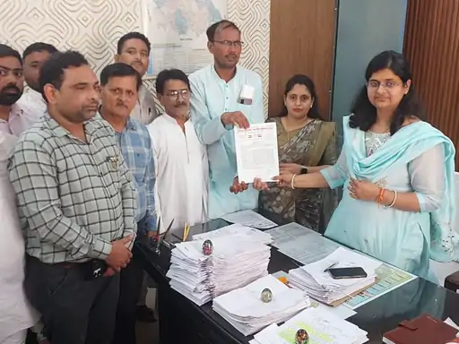 किसानों की समस्याओं पर कांग्रेस का प्रदर्शन:यूरिया की कमी और नकली पेस्टिसाइड के मुद्दे पर SDM को ज्ञापन सौंपा...TV Newsकल तक