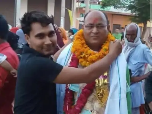 अलीगढ़ से राजस्थान के गोगामेड़ी जाहरवीर के दर्शन करने गए थे:संदिग्ध हालत में रिटायर्ड दरोगा की हुई मौत,मौत की खबर से परिवार में मचा कोहराम...TV Newsकल तक