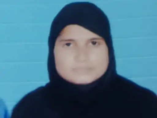 बुलंदशहर में सड़क हादसे में महिला की मौत:डंपर ने बाइक को मारी टक्कर,पति बाल-बाल बचे...TV Newsकल तक