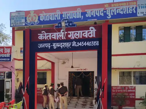 दहेज में कार की मांग पर विवाहिता से मारपीट:केस दर्ज,पति-सास-ससुर और ननद पर तेजाब पिलाने का आरोप...TV Newsकल तक