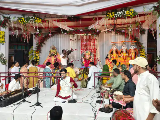 बुलंदशहर में 9वां श्री गणेश महोत्सव: देर रात तक चला कार्यक्रम,वृंदावन से आए कुंज बिहारी दास ने भजनों से मंत्रमुग्ध किया...TV Newsकल तक