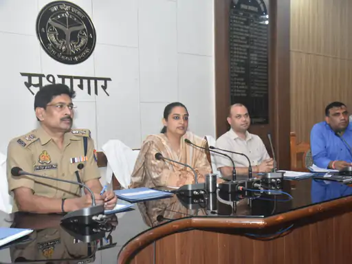 यूपी अधीनस्थ सेवा परीक्षा 6-7 सितंबर को:देरी से आने वाले अभ्यर्थियों को नहीं मिलेगा प्रवेश,दो पालियों में होगी परीक्षा...TV Newsकल तक