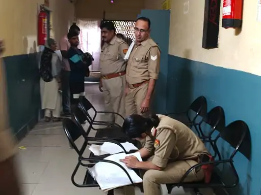स्याना में 45 दिन की बच्ची की मौत:डॉक्टरों ने मृत घोषित किया,परिजन सीएचसी लेकर पहुंचे, पुलिस कर रही जांच...TV Newsकल तक