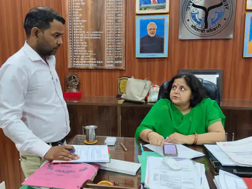 बुलंदशहर की गुलावठी नगर पालिका की कार्रवाई:हाउस टैक्स न भरने और गंदगी फैलाने वाले 48 लोगों की आरसी कटी...TV Newsकल तक