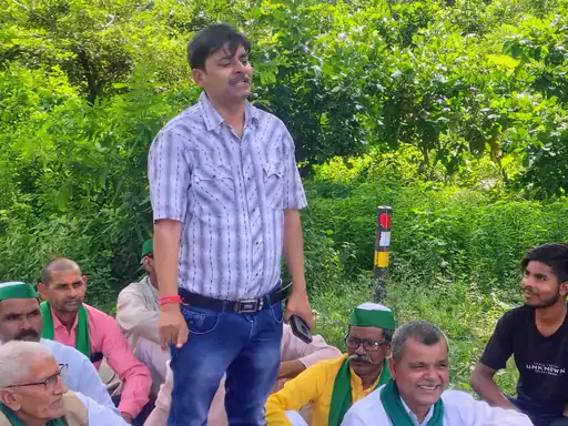 अनूपशहर में किसान यूनियन ने नायब तहसीलदार को सौंपा ज्ञापन:किसानों ने यूरिया और गन्ना मूल्य को लेकर उठाई आवाज,घटतौली पर भी जताई चिंता...TV Newsकल तक