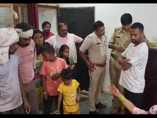 खुर्जा में एशियन बॉक्सिंग चैंपियन के घर चोरी:परिवार बाहर गया था,50 हजार नकद और लाखों के जेवर ले उड़े चोर...TV Newsकल तक