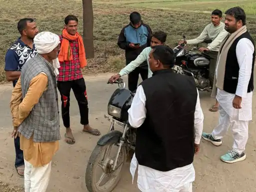 ऊंचागांव में भाजपा का जनसंपर्क अभियान:कई कार्यकर्ता मौजूद रहे,घर-घर जाकर बता रहे सरकार की कल्याणकारी योजनाएं...TV Newsकल तक