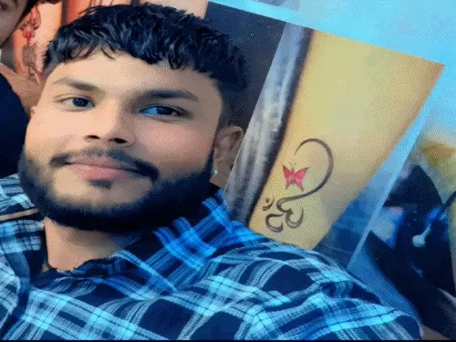 बस ने मारी बाइक को टक्कर, 19 वर्षीय युवक की मौत