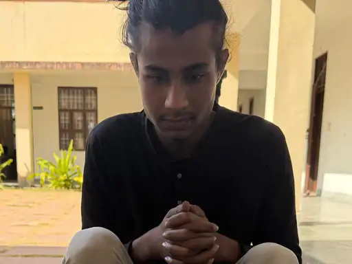 फतेहपुर में लूट का आरोपी गिरफ्तार:मोबाइल और बाइक बरामद, ताजसर जा रहा था युवक फतेहपुर में लूट का आरोपी गिरफ्तार:मोबाइल और बाइक बरामद, ताजसर जा रहा था युवक