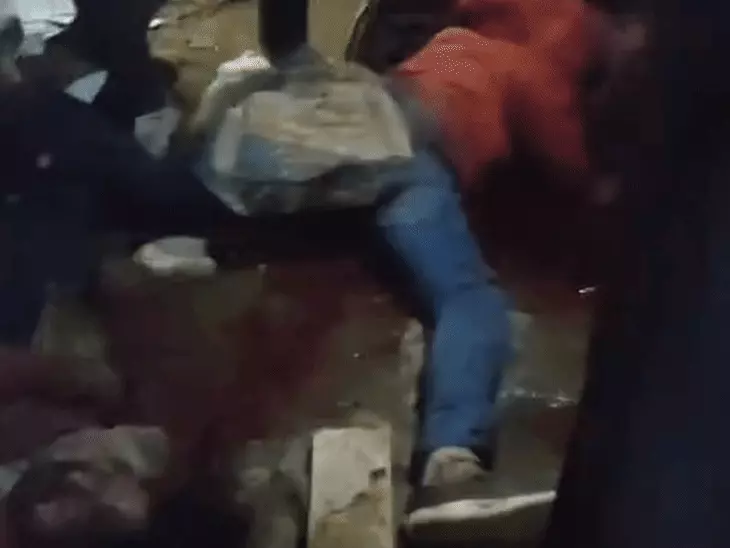 तेज रफ़्तार कार ने लोगो को रौंदा, दो की मौत