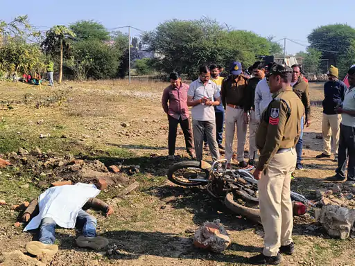 इटारसी बाईपास पर खून से लथपथ मिली लाश, जांच जारी