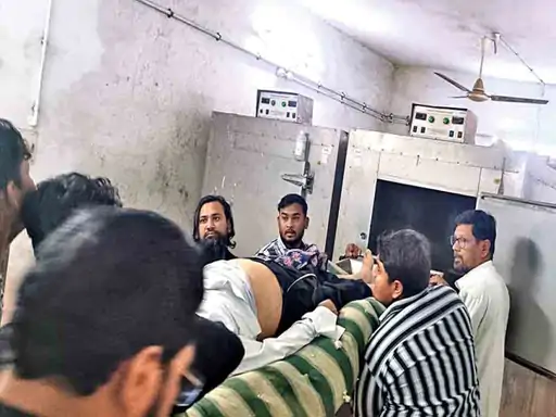 खरगोन : भाजपा नेताओं ने असिस्टेंट अकाउंटेंट से मंगवाई माफी, हार्ट अटैक से मौत