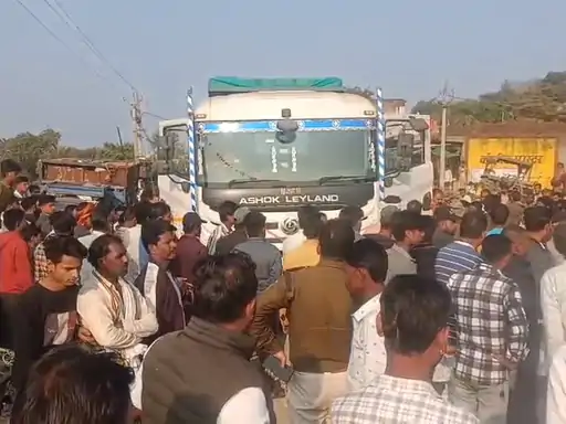 पठारी: डम्पर की टक्कर से साढ़े तीन साल के मासूम की मौत