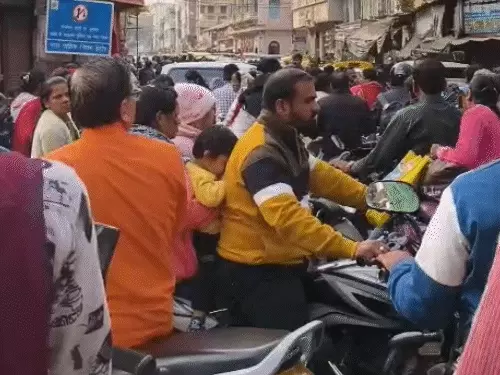 BREAKING : इंदौर में कई जगह जाम, वाहन फंसे