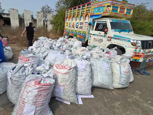 खंडवा ब्रेकिंग: पुलिस के हत्थे चढ़ा कांग्रेस नेता का अवैध धंधा