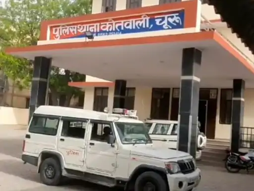 ऑपरेशन ‘म्यूल हंटर’: बैंक खातों से साइबर ठगी का खेल:चूरू में तीन युवक गिरफ्तार, अब पूरे नेटवर्क पर पुलिस की नजर