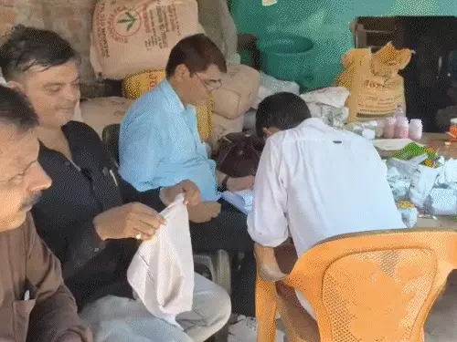 Illegal factory sealed in Barabanki, 800 kg of fake tea leaves recovered
