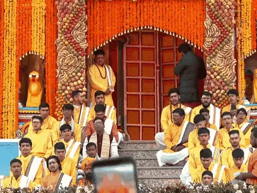 बद्रीनाथ- VIP दर्शन से 1.63 करोड़ की आय पर विवाद:उपाध्यक्ष बोले- बिना बोर्ड मंजूरी के शुल्क लागू किया; चढ़ावा के बाद दो नए मामले चर्चा में