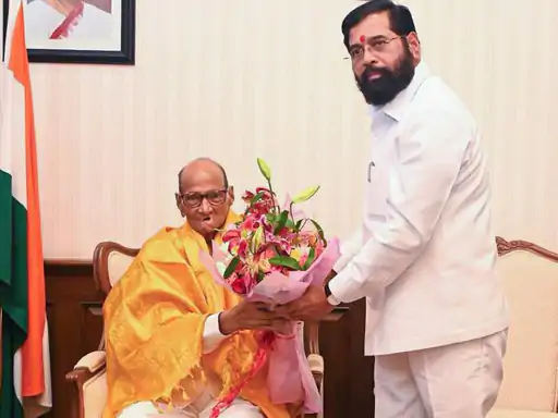 शरद पवार के NDA में जाने की अटकलें:पार्टी ने कहा- विपक्ष को कमजोर करने की साजिश; एक दिन पहले पवार-शिंदे की मुलाकात हुई थी