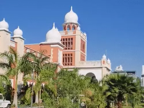 વડોદરા કલેકટર કચેરીને બોમ્બથી ઉડાવી દેવાની ધમકી