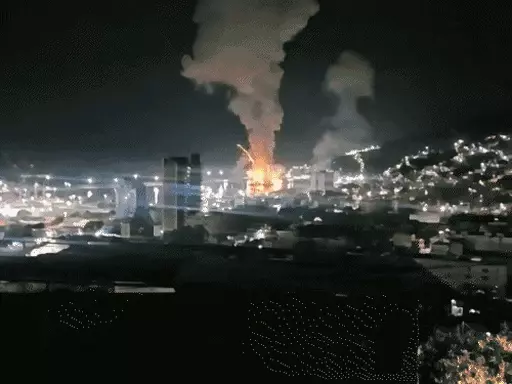 વેનેઝુએલાના પાટનગર કારાકાસ પર અમેરીકાનો ભીષણ હવાઈ હુમલો