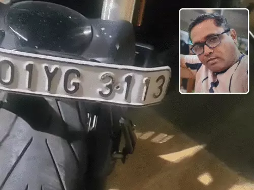 બલોલનગર ઓવરબ્રિજ 'મોત'નો પંજો: વળાંક પર બાઈક ડિવાઈડર સાથે અથડાઈ.