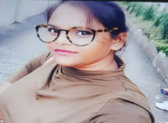 हनी ट्रैप कांड की तीसरी शातिर लड़की: फोन पर मीठी-मीठी बातें कर लोगों को फंसाती थी दिल्ली की युवती, स्पा सेंटर में कर चुकी काम, पैसों के लिए हुई परेशान तो लुटेरे पति-पत्नी से मिली